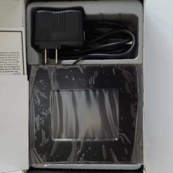 Digital Frame - Picture 4 of 5